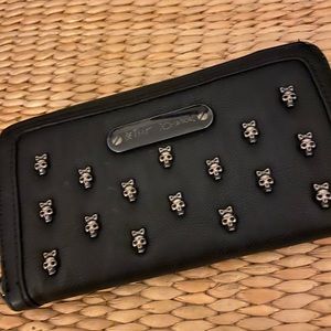 Betsey Johnson Skull and Bows Black Wallet